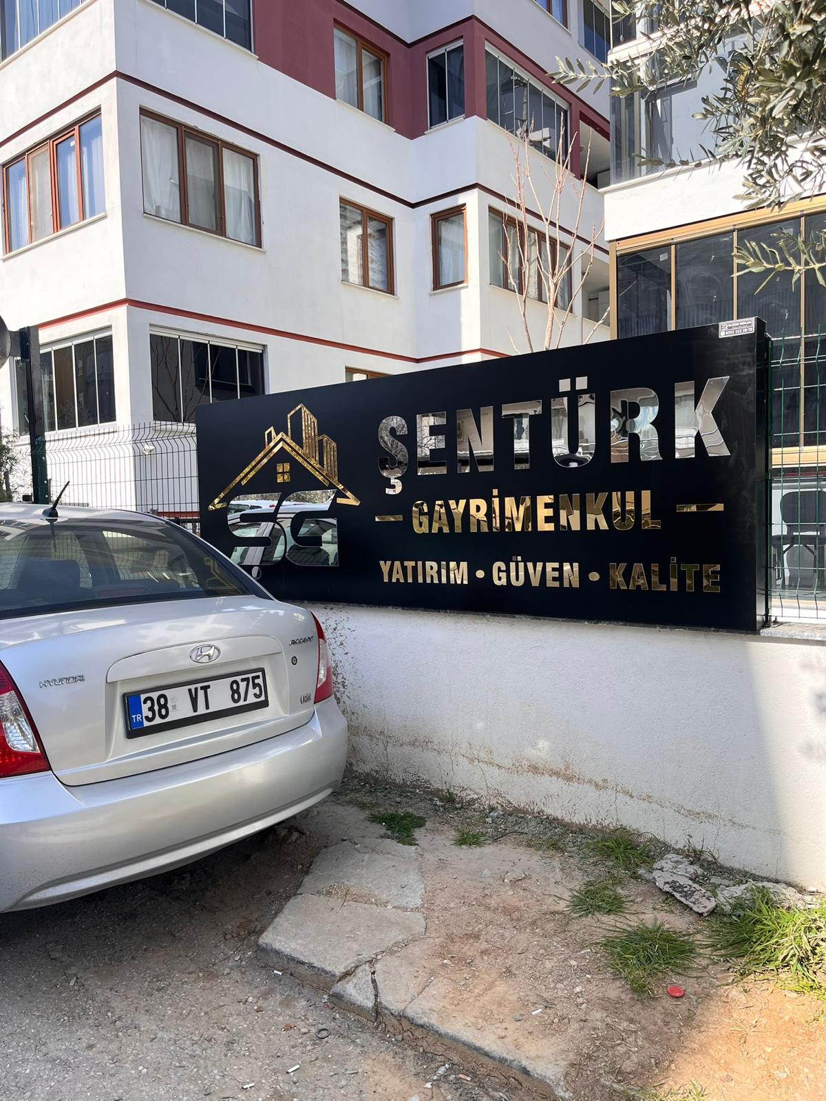 Şentürk Gayrimenkul Dekupe Tabela uygulaması